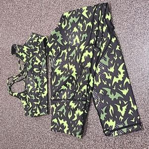 Feed Me Fight Me Bat Leggings & Sports Bra Set Size Small